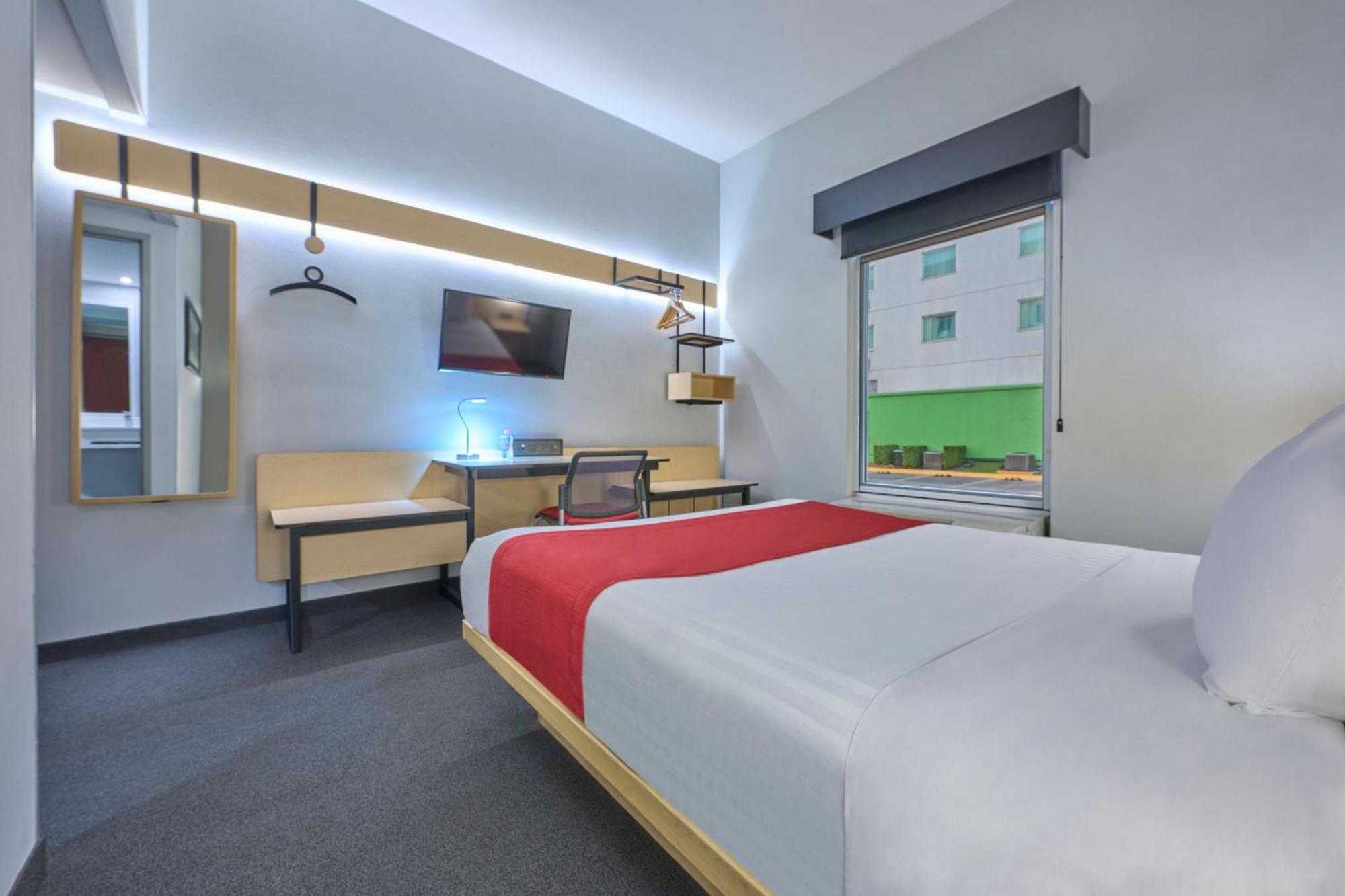 City Express By Marriott Толука Екстериор снимка