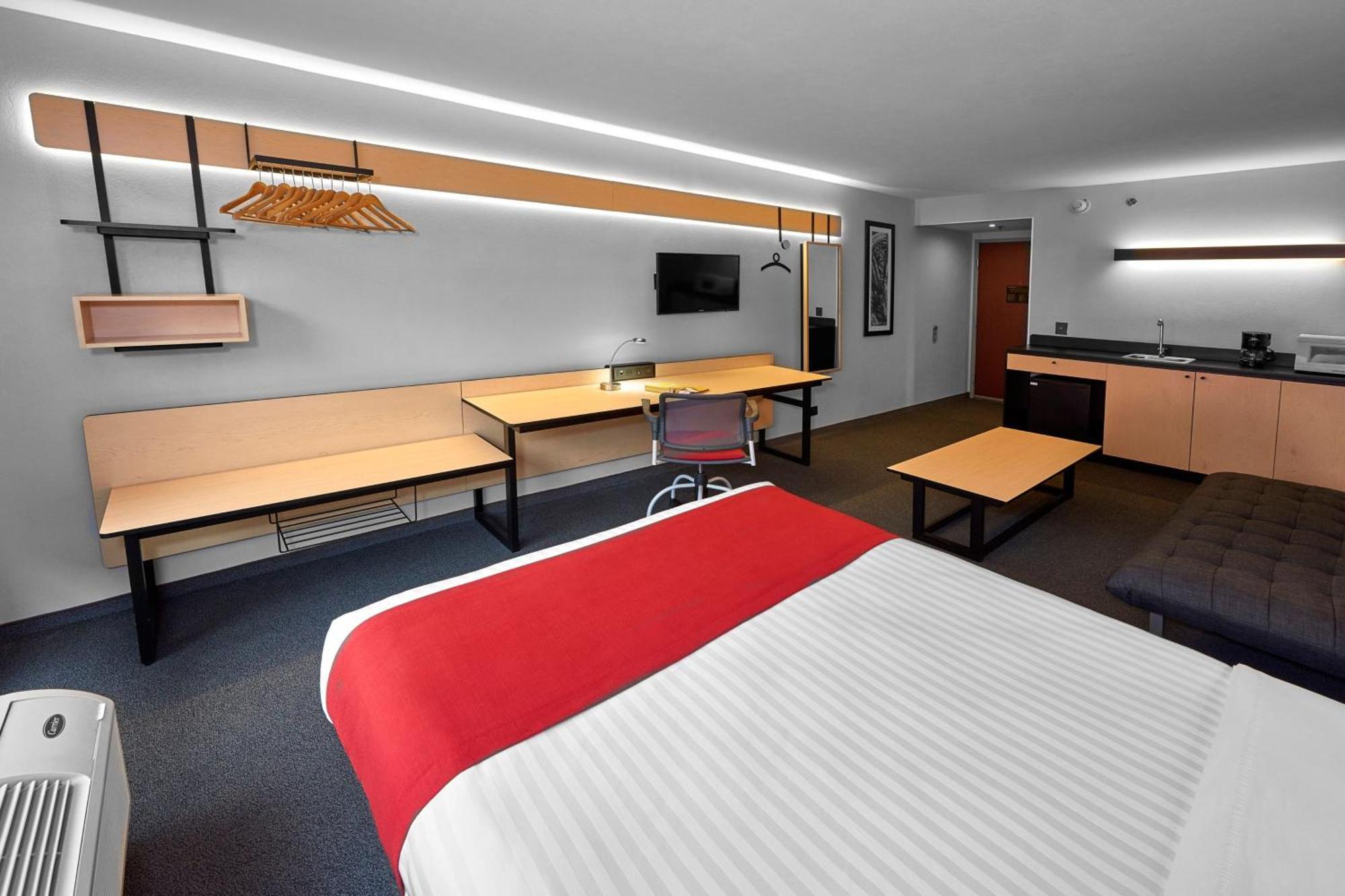 City Express By Marriott Толука Екстериор снимка
